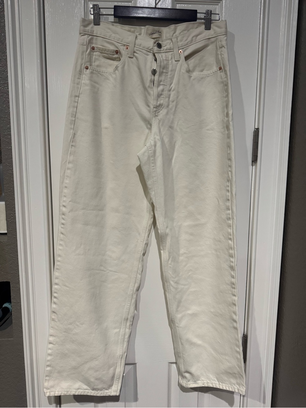 Universal Thread Women's Cream Flare Jeans